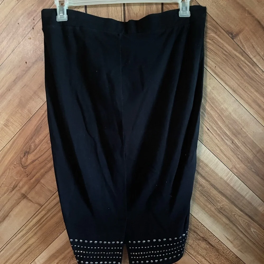 Torrid Plus Size Large 14 Black Knee Length Studded Skirt